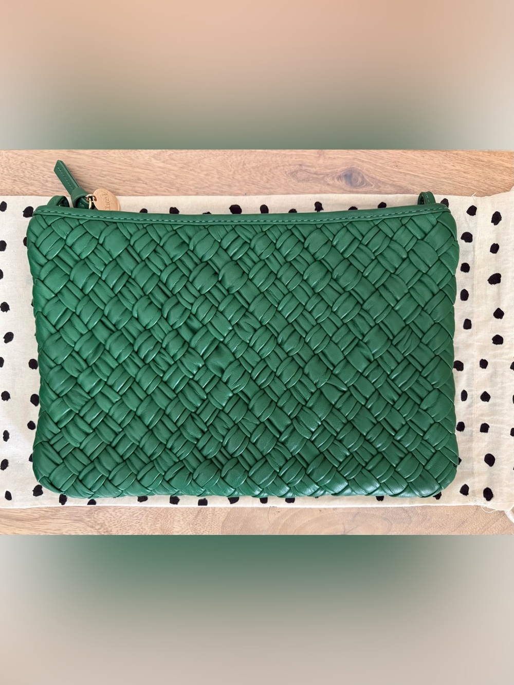 Clare V. Fern Puffy Woven Flat Clutch with Tabs NWT - Picture 3 of 5